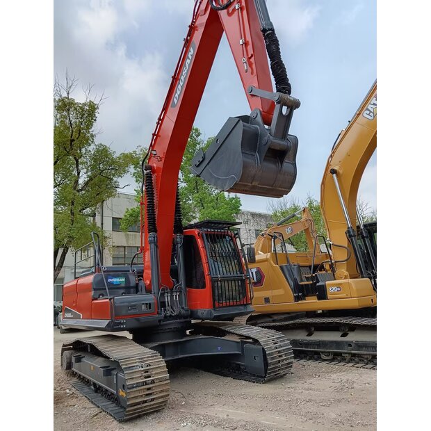 2023 دووسان DX225-44234576