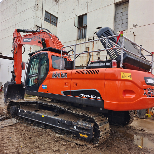 2023 Doosan DX340-44234624