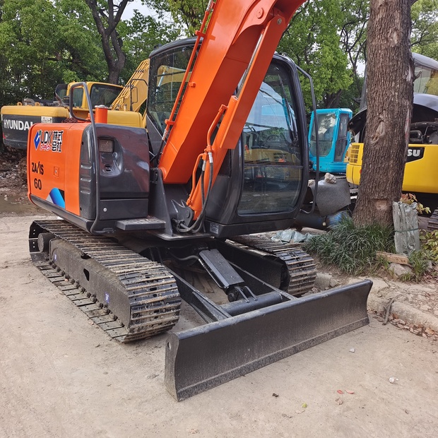 2023 Hitachi ZAXIS60-44234661
