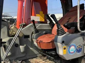 2023-hitachi-zaxis-200-3g-44234683