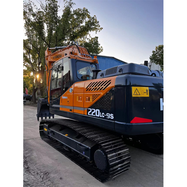 2023 هيونداي DH225LC-9-44234712