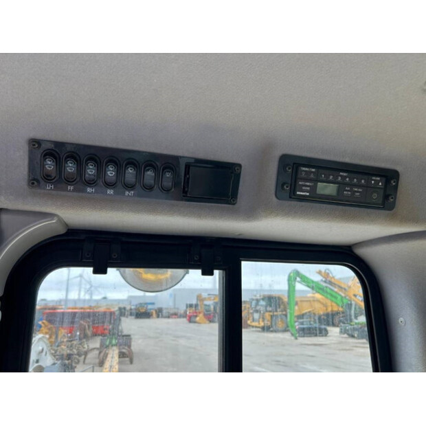 2019 Komatsu D65WX-18-44235437