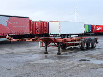 2000-renders-roc-16-27-cc-44236078