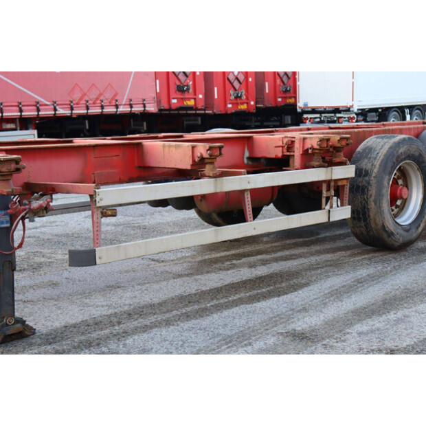 2000 Renders ROC 16.27 CC-44236094