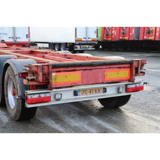 2000 Renders ROC 16.27 CC-44236101