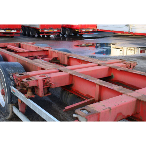 2000 Renders ROC 16.27 CC-44236110