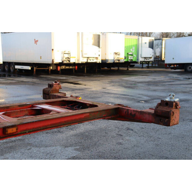 2000 Renders ROC 16.27 CC-44236112