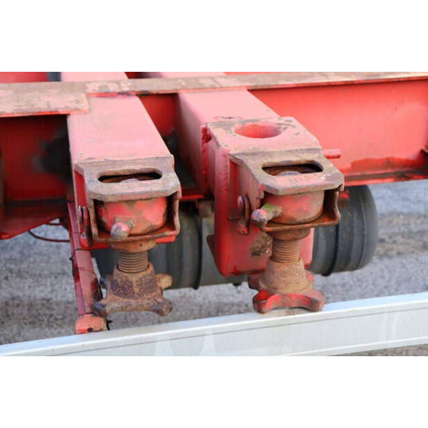 2000 Renders ROC 16.27 CC-44236114