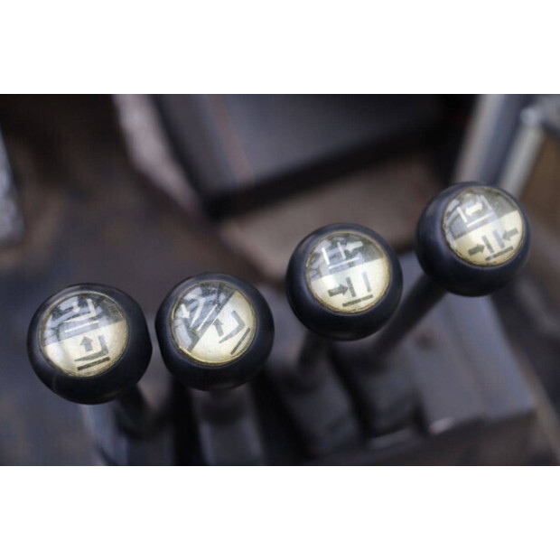 1985 كالمار 5,5-600-44236205