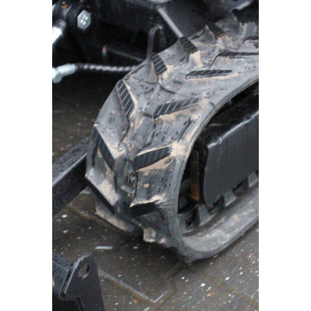 2025 جي بي سي HT12-44236304