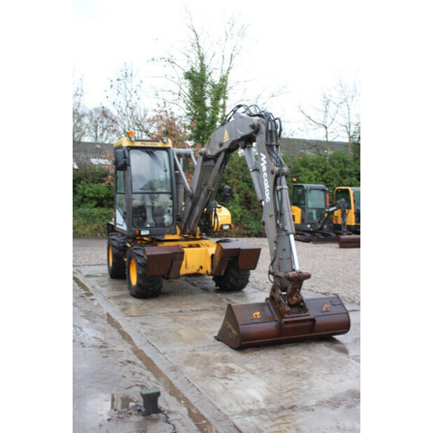 2000 ميكالاك 12MX-44236862