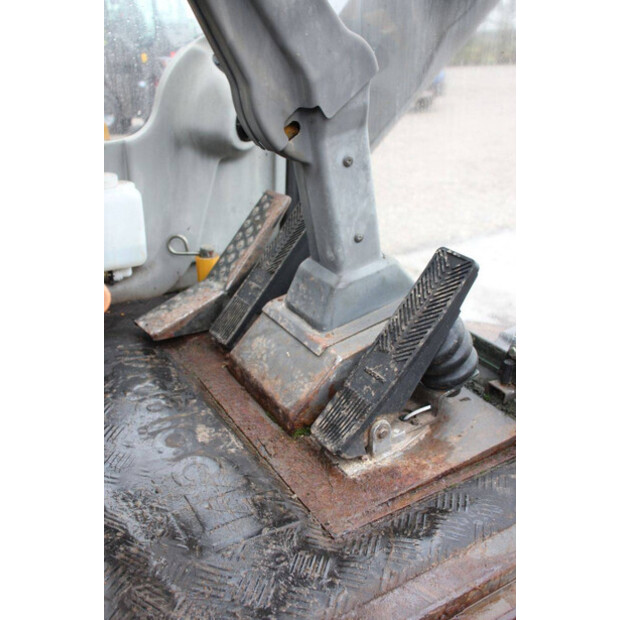 2000 ميكالاك 12MX-44236885