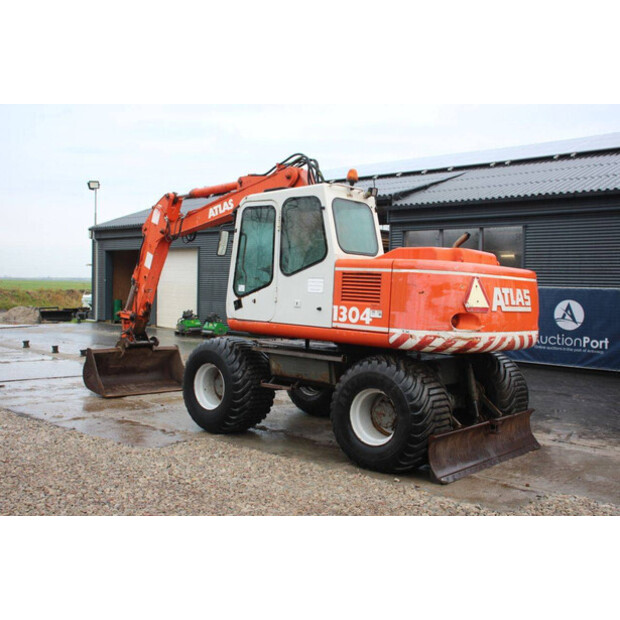 اطلس 1304-44236955