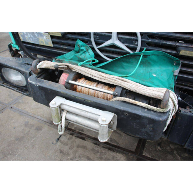 Mercedes-Benz Unimog 1300-44237153