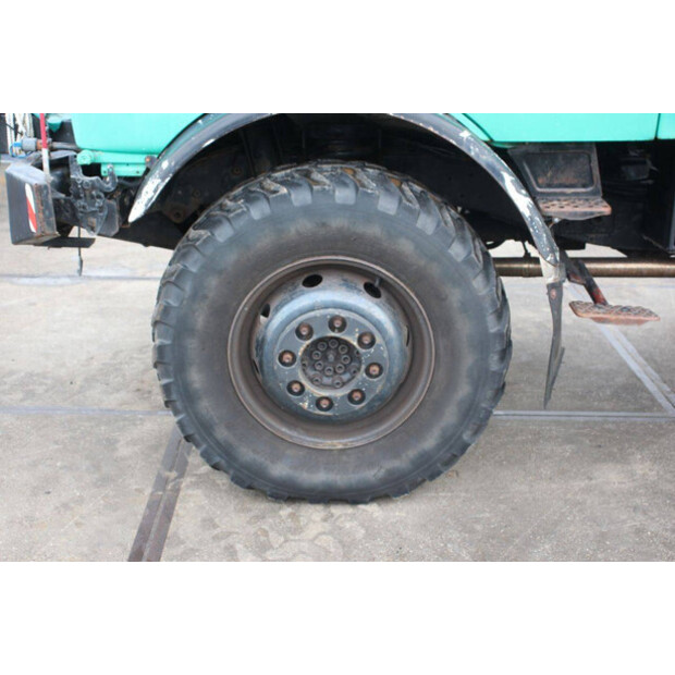 Mercedes-Benz Unimog 1300-44237155