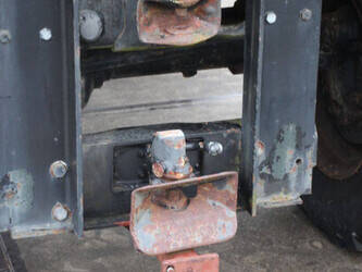 mercedes-benz-unimog-1300-44237158