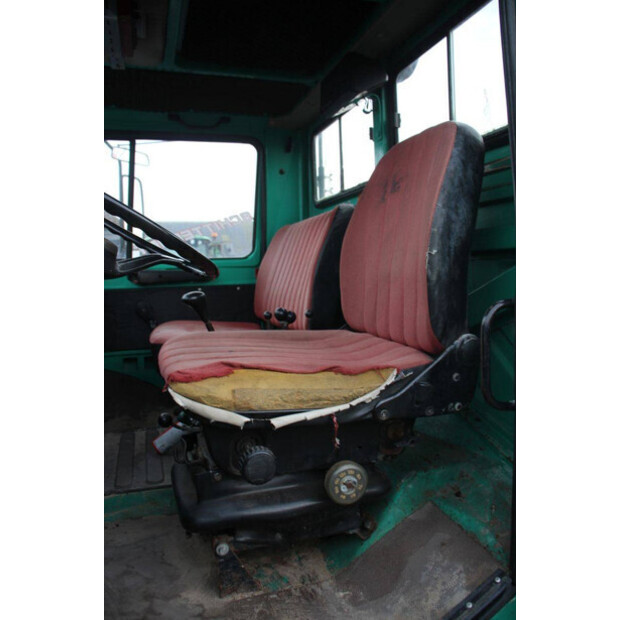 Mercedes-Benz Unimog 1300-44237165