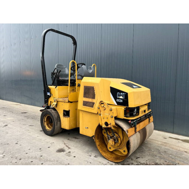 2012 Caterpillar CC24-44237212