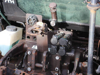 1996-new-holland-l75-44237475