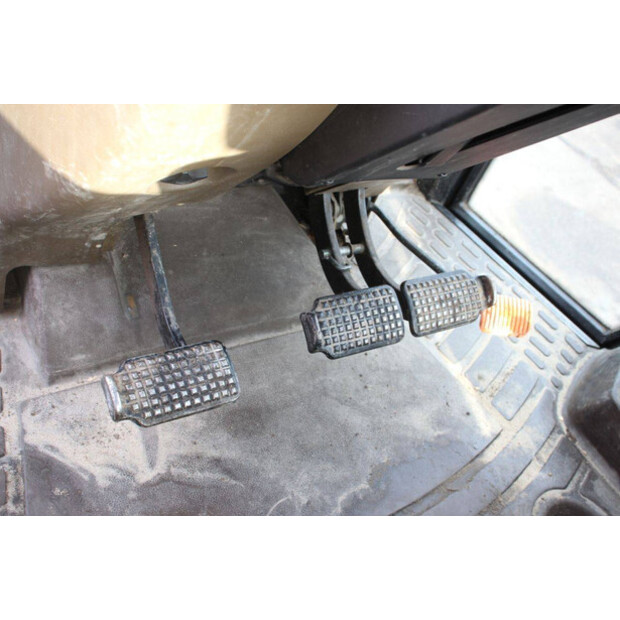 1996 New Holland L75-44237479