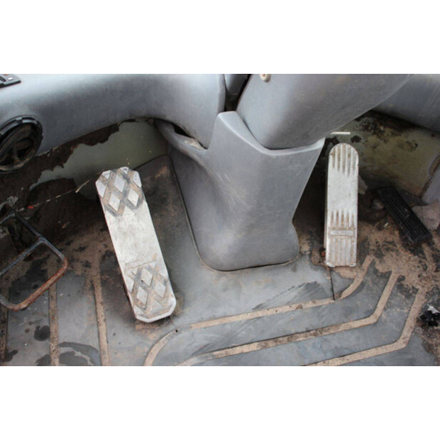 1998 Fiat Hitachi FH-W110-44237593