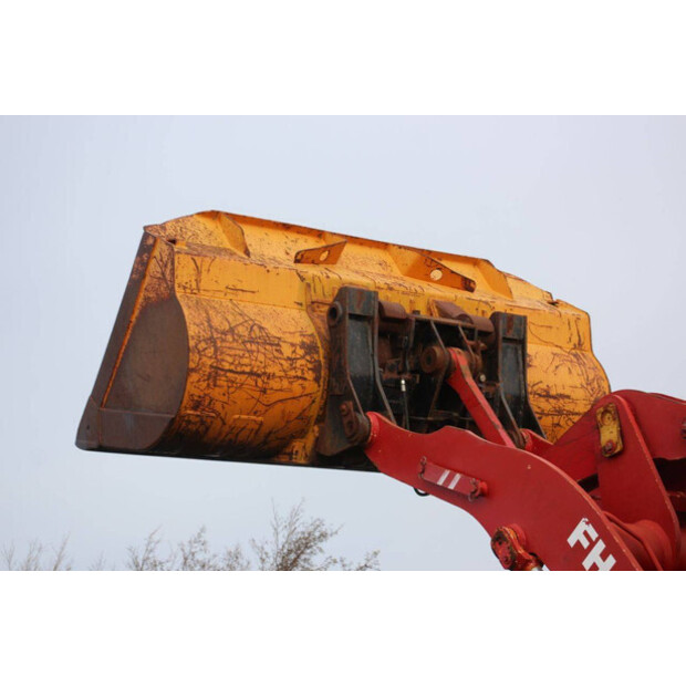 1998 Fiat Hitachi FH-W110-44237604