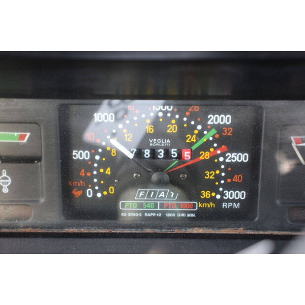 1996 New Holland 100-90DT-44237836