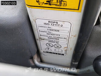 2016-liebherr-r946-lc-44237888