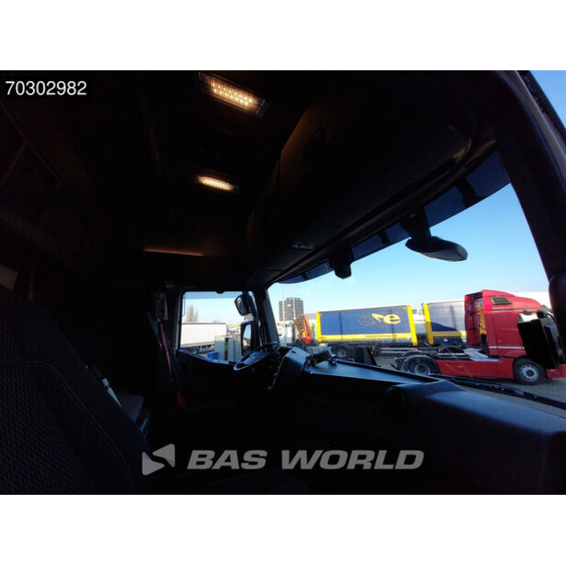 2021 Renault T520-44238525