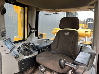 2019-caterpillar-d8t-1393552-44238594