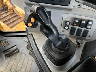 2019-caterpillar-d8t-1393552-44238602