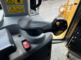 2019-caterpillar-d8t-1393552-44238656