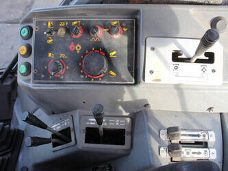 1990-massey-ferguson-3060-44238774