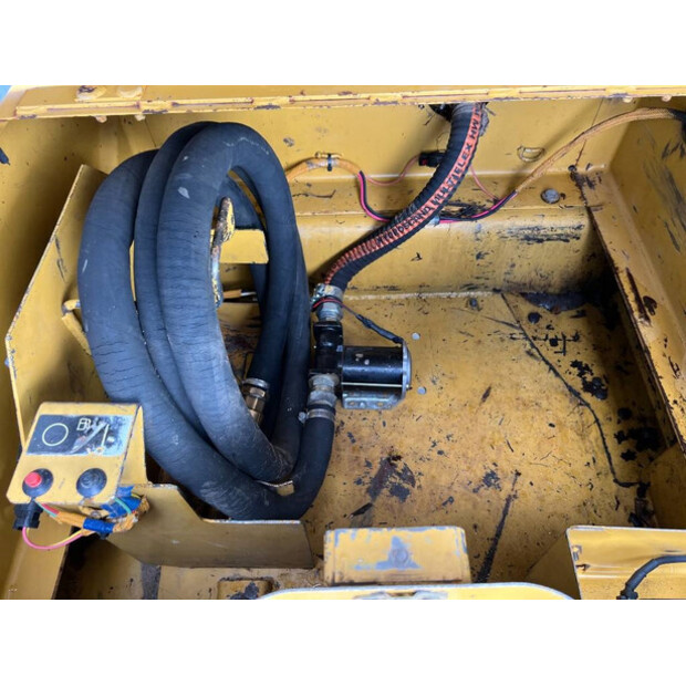 2008 Caterpillar 320DL-44238868