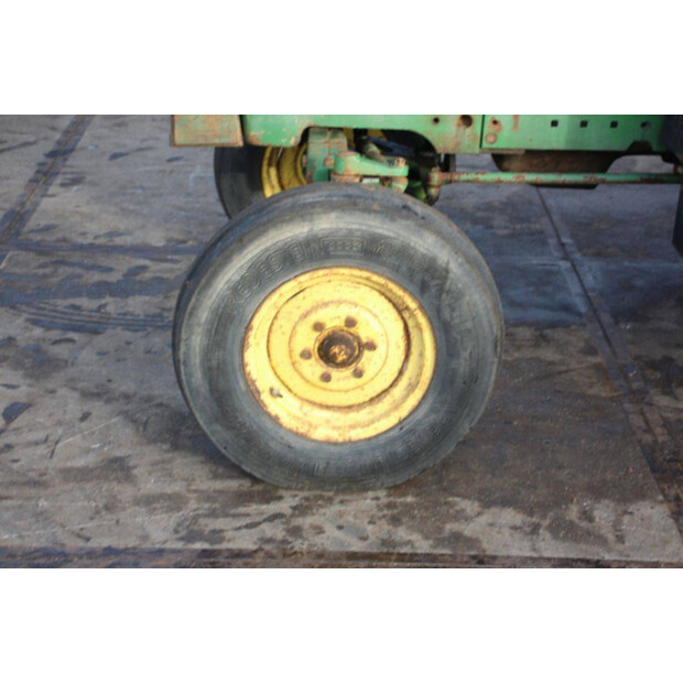 1987 جون دير 1140-44238910