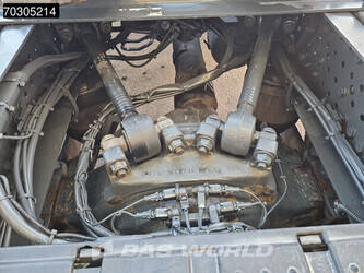 2016-mercedes-benz-actros-1845-1393560-44238947