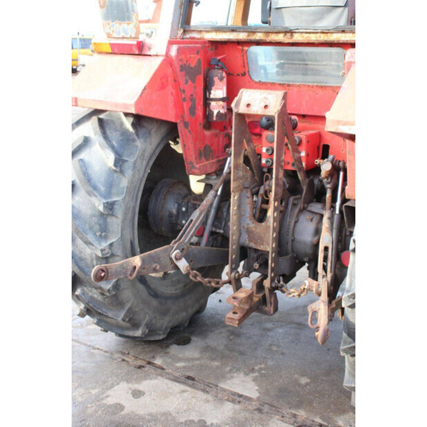 1984 Massey Ferguson 698-44239017