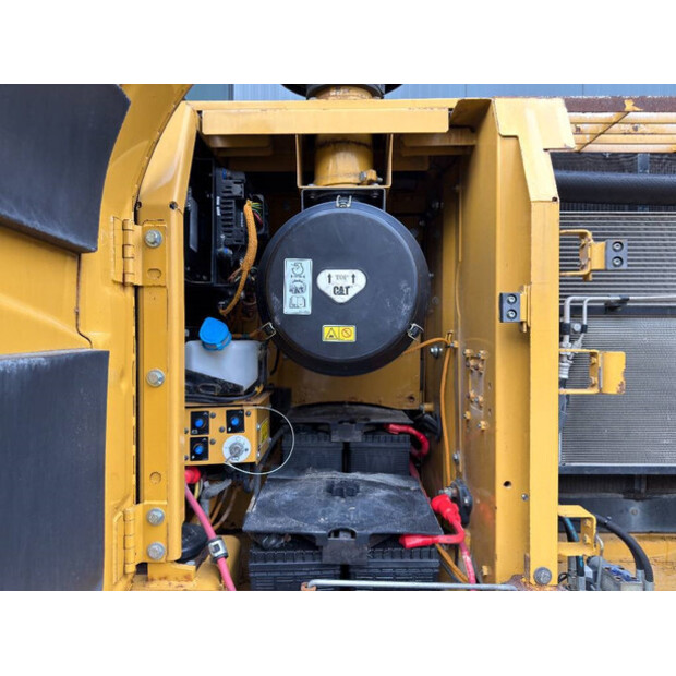 2010 Caterpillar 323DL-44239047