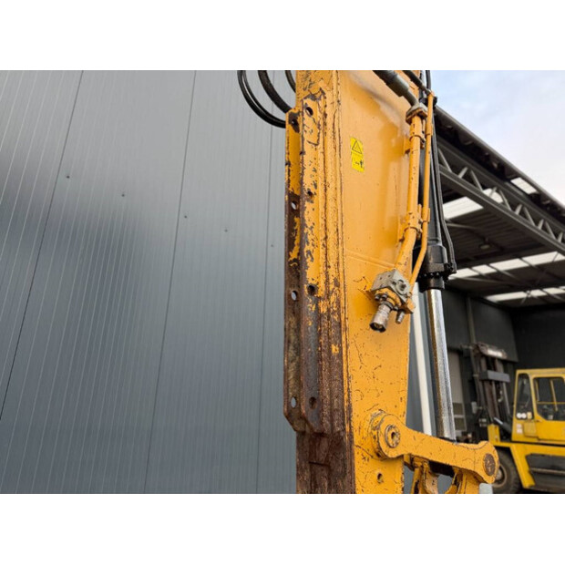 2010 Caterpillar 323DL-44239070