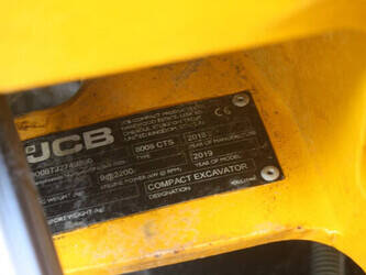 2018-jcb-8008-cts-1393571-44239357