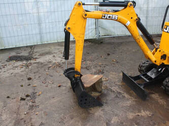 2018-jcb-8008-cts-1393571-44239369