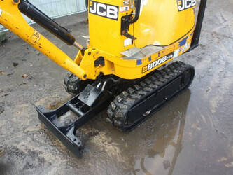 2018-jcb-8008-cts-1393571-44239372