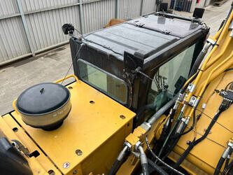 2020-caterpillar-352f-1393578-44239628