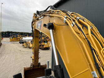 2020-caterpillar-352f-1393578-44239630