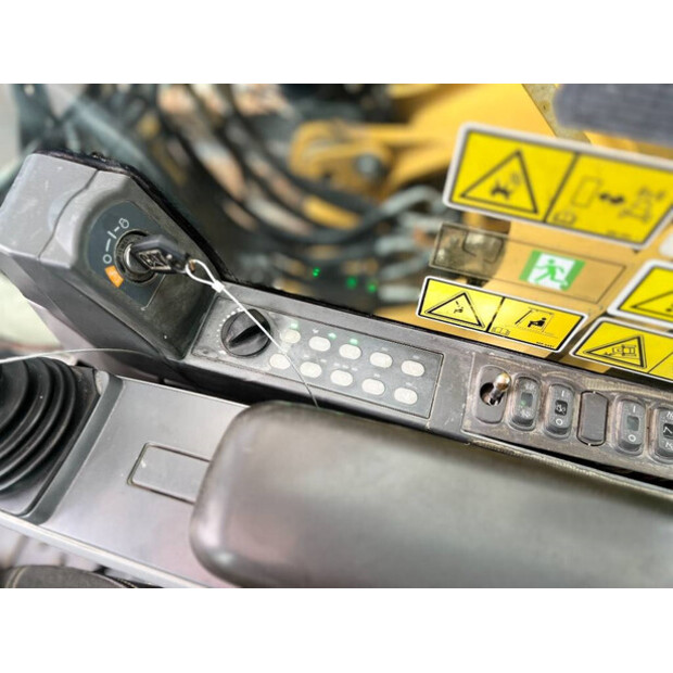 2020 كاتربيلر 352F-44239647