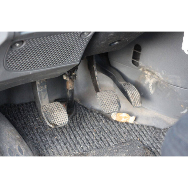 2000 VELDHUIZEN P31-2D-44239722