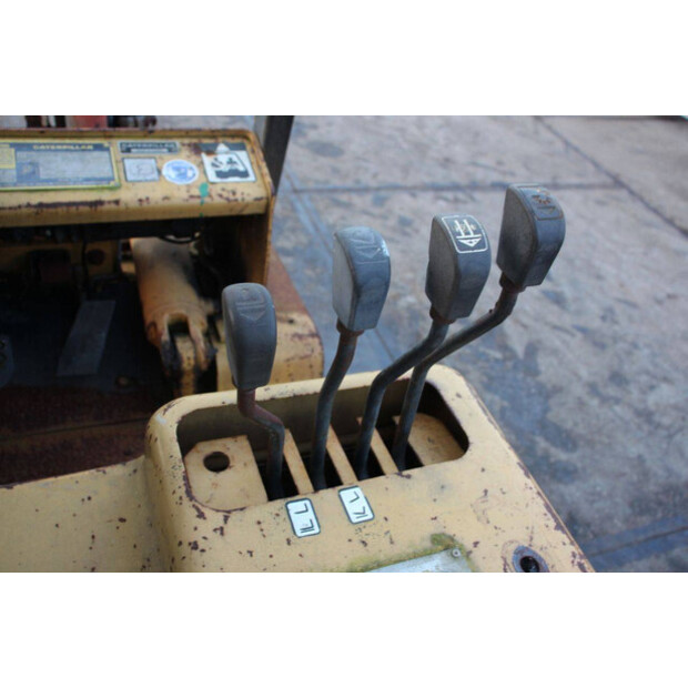 1989 كاتربيلر VC60D SA-44240160