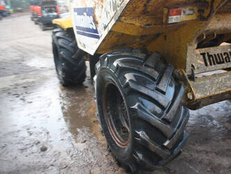 2011-thwaites-6-tonne-44240411