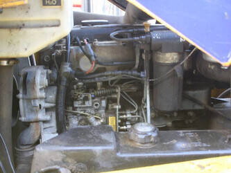 2011-thwaites-6-tonne-44240422