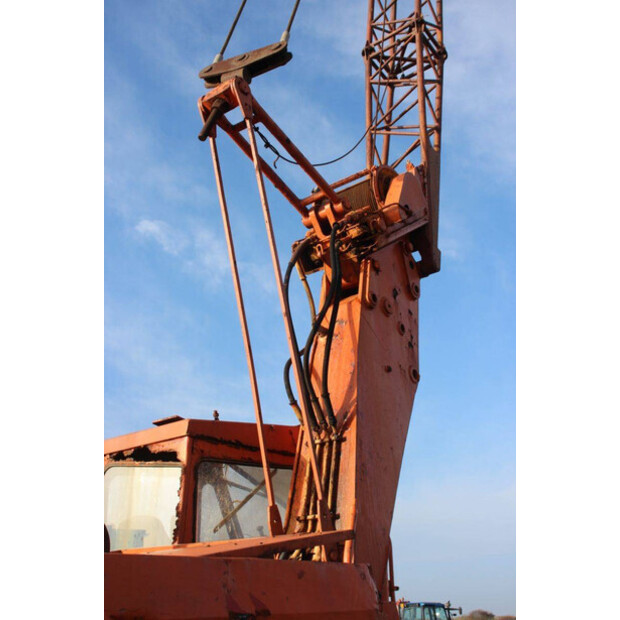 ليبهير A921-44240468